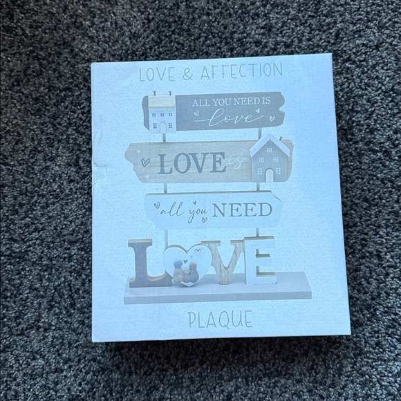 Decorative Love Sign Set - Picture 3 of 3